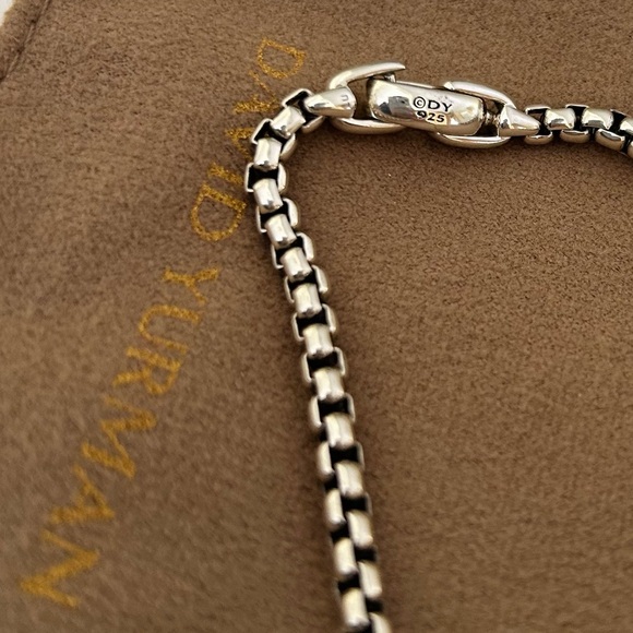 David Yurman BOX CHAIN BRACELET
Sterling Silver, 3.6mm - Picture 2 of 4
